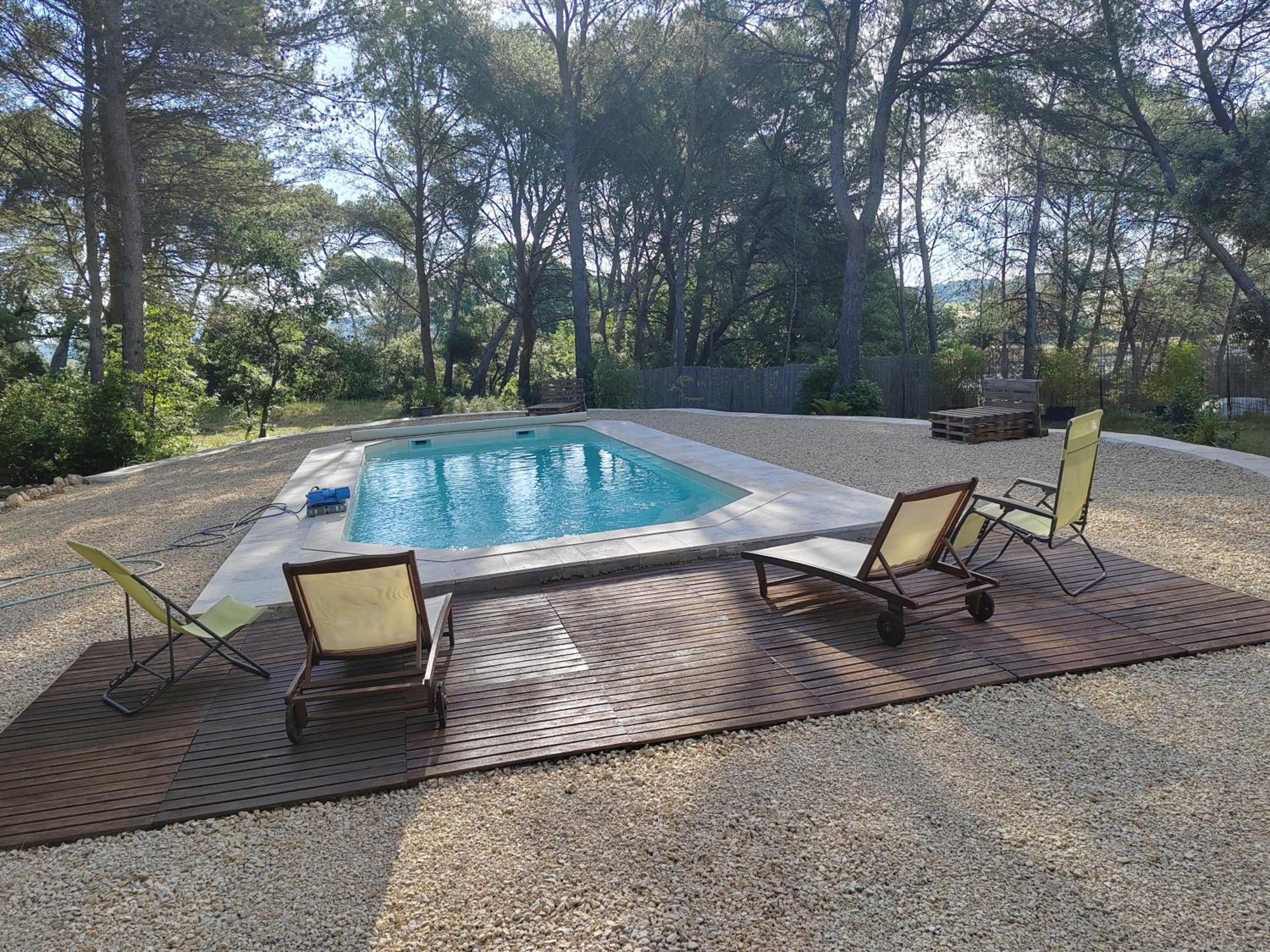 לאמבסק Le Clos Zinou מראה חיצוני תמונה